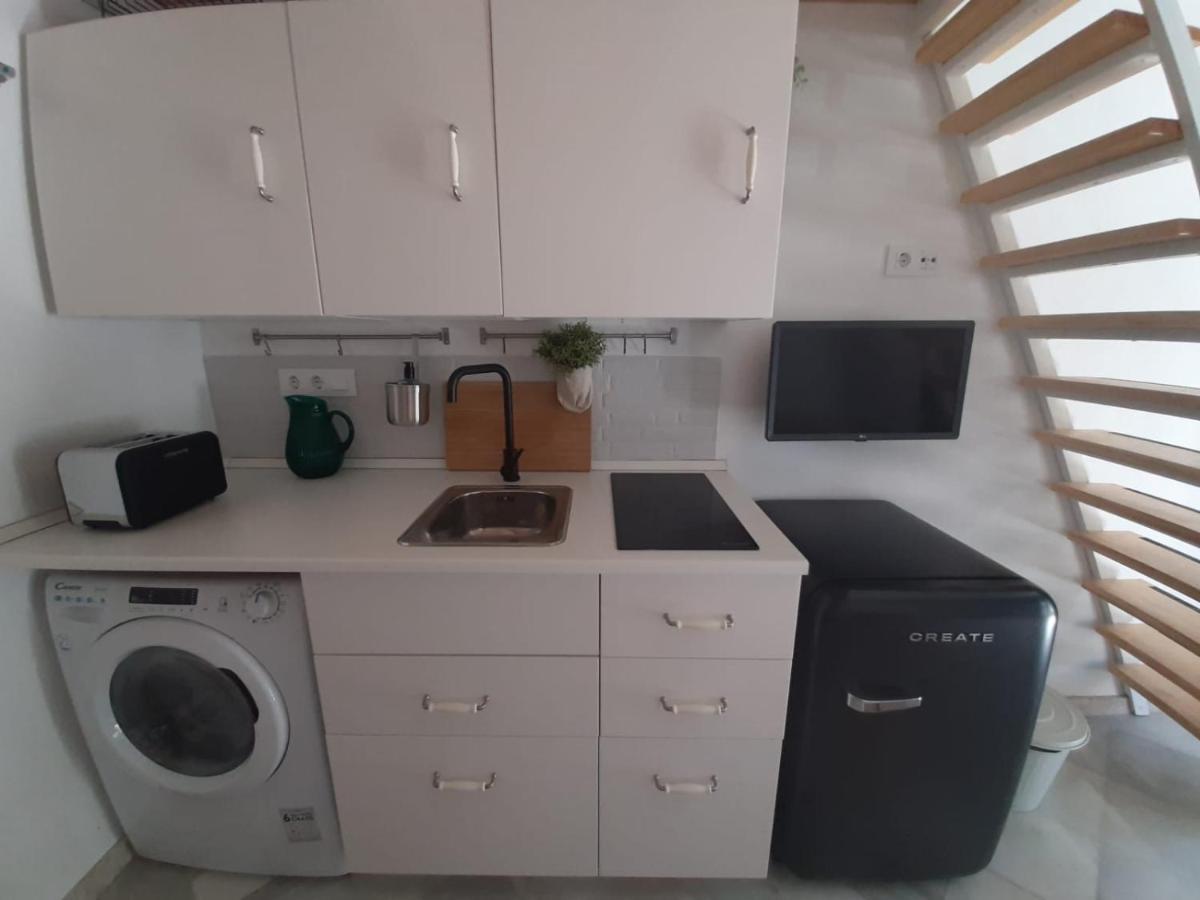 'Suite Magallanes' Apartamento Cool En El Verdadero Centro De Sevilla Exterior foto